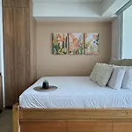 CB840 | Loft familiar con balcón y piscina