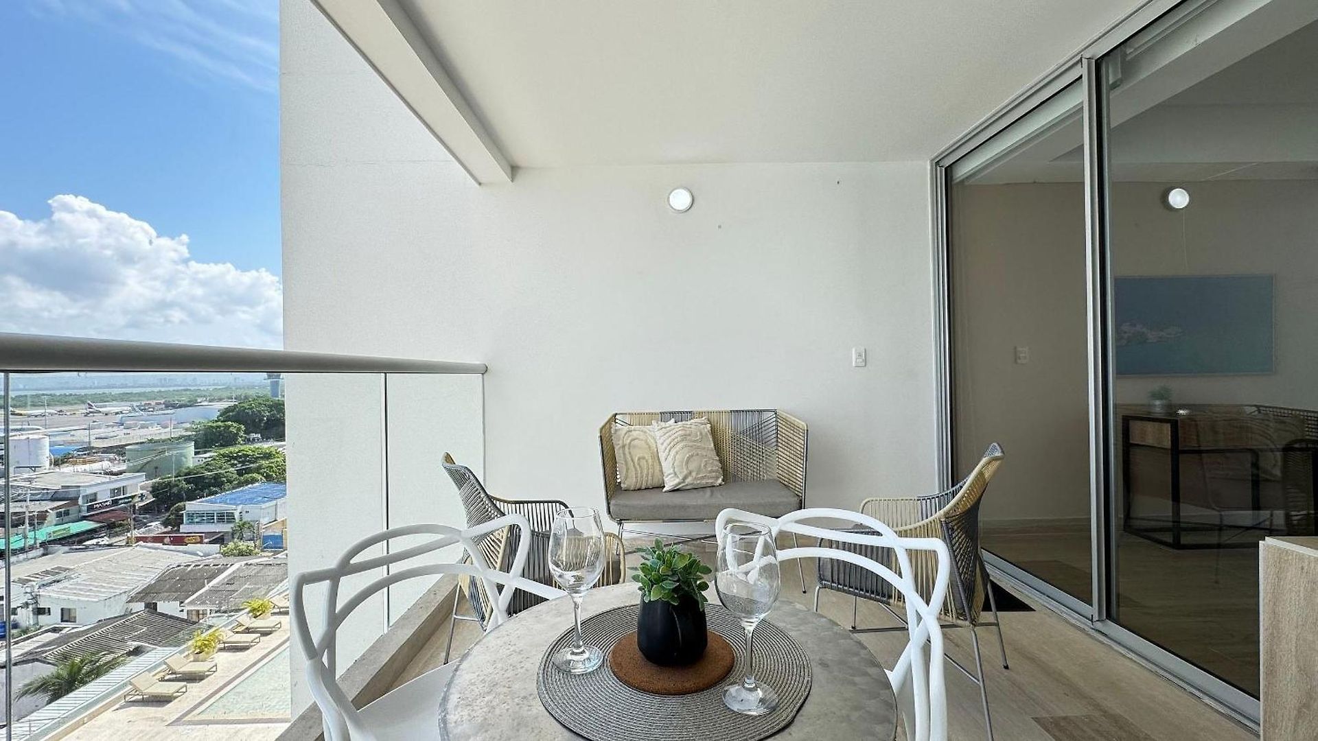 Loft Familiar Con Balcón Y Piscina Cb840 * Cartagena