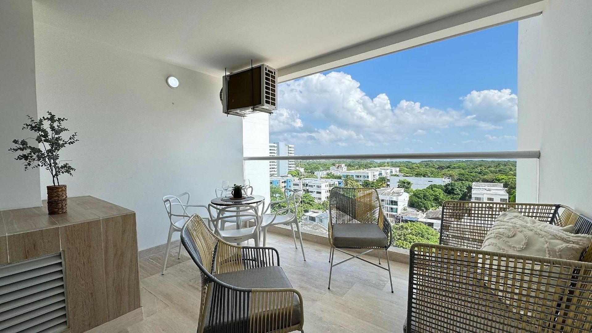 Apartamento Loft Familiar Con Balcón Y Piscina Cb840 *