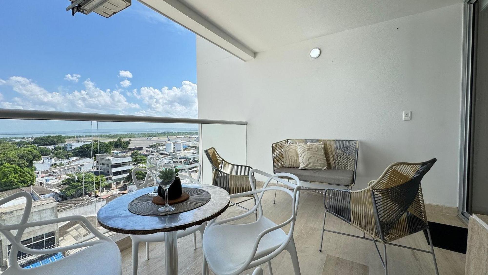 Cb840 | Loft Familiar Con Balcón Y Piscina Cartagena